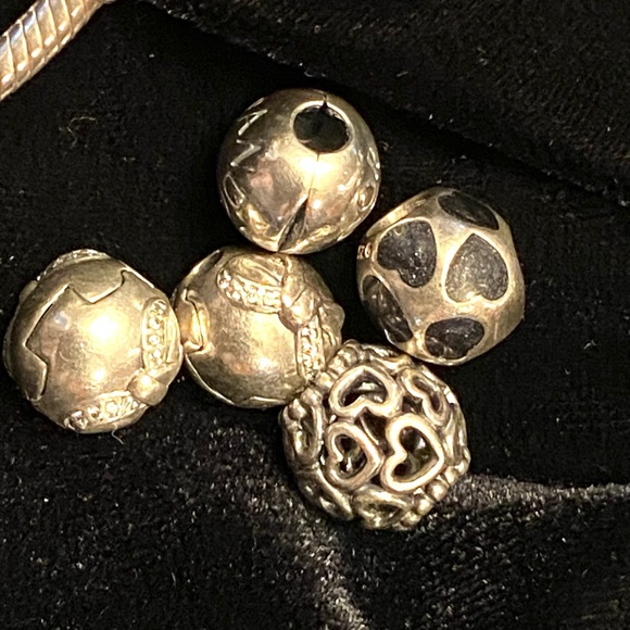 PANDORA 26 DISCONTINUED RARE Pieces Charms, 4 Bracelets 22 Spacers Beads & MORE! - Picture 11 of 13